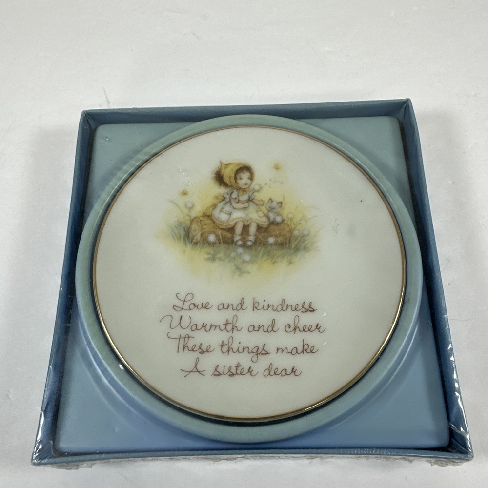 Vintage Lasting Treasures Geniune Porcelain Collectors Plate Sisters